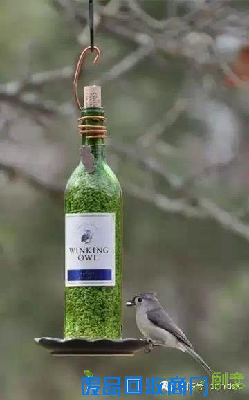 酒瓶做成的手工艺品，一定让你后悔以前把酒瓶扔掉