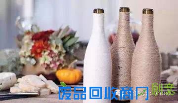 酒瓶做成的手工艺品，一定让你后悔以前把酒瓶扔掉