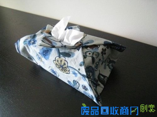 给家里的纸抽盒做件衣服——简单布艺纸巾盒diy