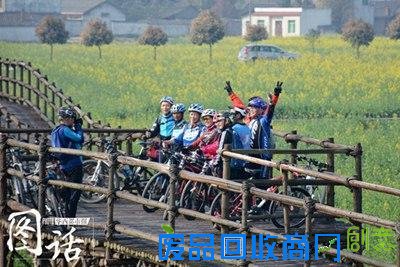 没创意都不好意思种田了!菜地漫画种出机器猫大白花