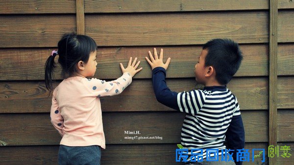 災後重生更美!粉嫩櫻花點綴超夢幻 南投內湖森林國小