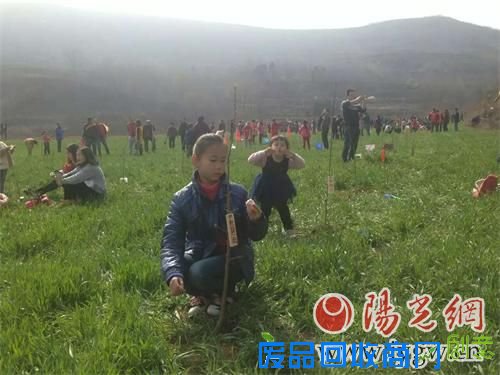 宝鸡上善桃园义务植树暨公益认养活动成功举行