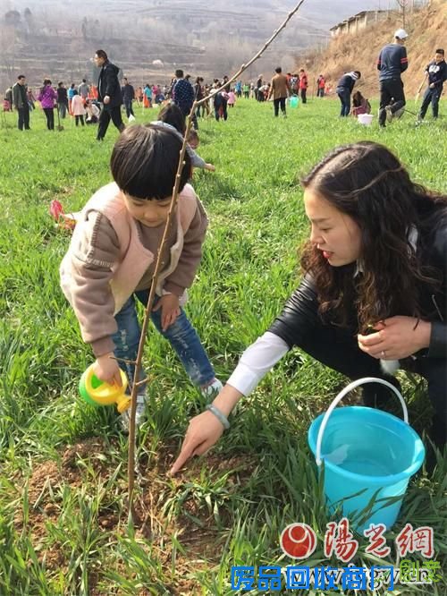 宝鸡上善桃园义务植树暨公益认养活动成功举行
