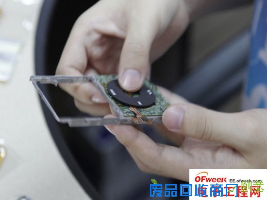 DIY：99图教你将iPod classic机械改造成SSD（多图）