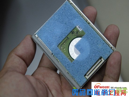 DIY：99图教你将iPod classic机械改造成SSD（多图）
