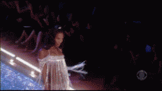 重庆高校女生节创意横幅大比拼！亮瞎你的双眼！