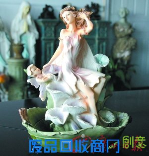 流水小喷泉帮家具补水