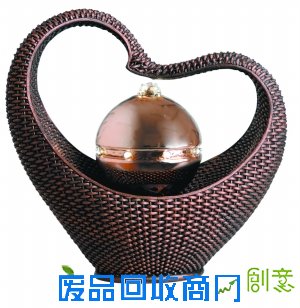 流水小喷泉帮家具补水