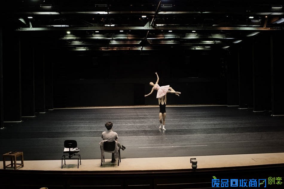 纪实摄影：从战场到足尖