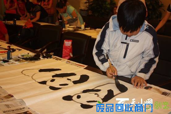 外国人汉语及中华才艺大赛举行书法、中国画、剪纸比赛