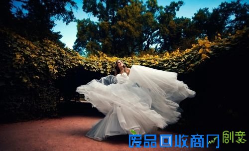 爱的密码:一组充满创意的唯美婚纱摄影