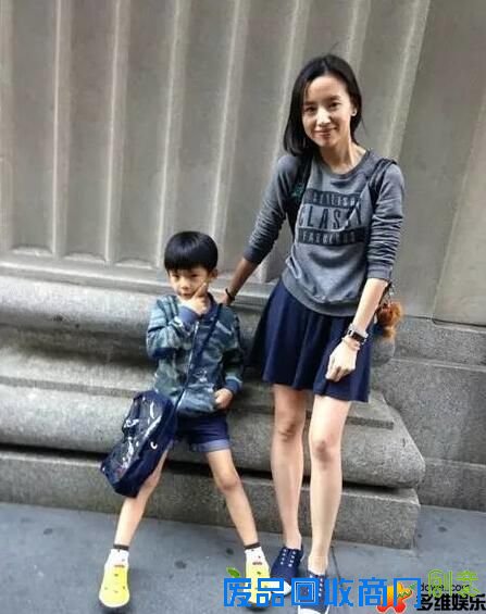 盘点娱乐圈中母子似姐弟的明星