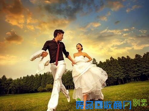 隐形暴力行业背后不简单 2016这些小本创业在路上