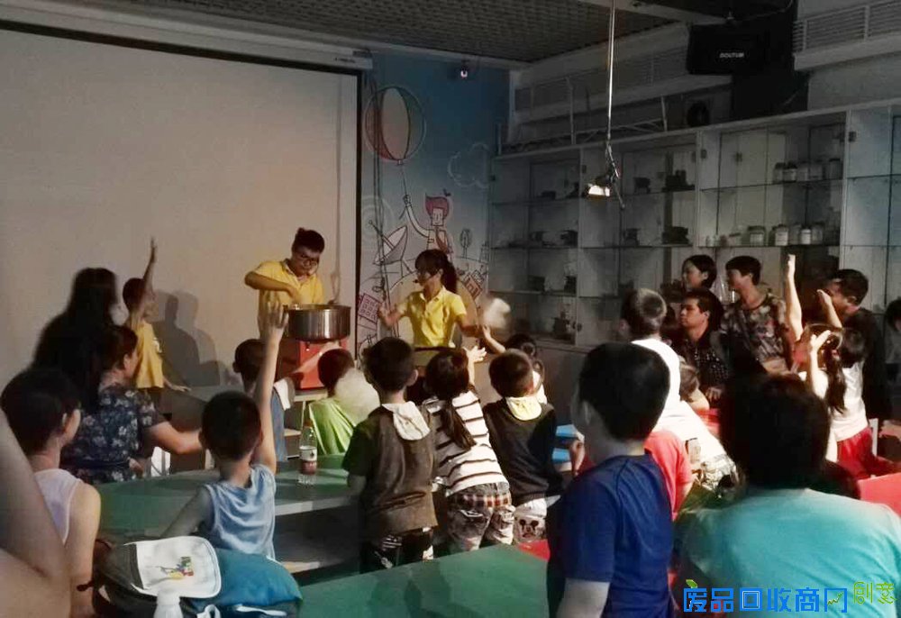 省科技馆国庆科普活动乐趣无限