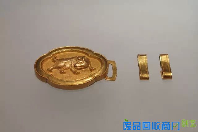 无锡博物院 两团泥巴之间