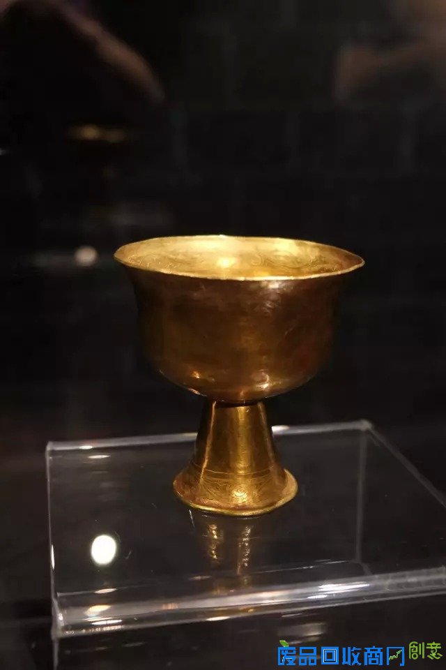 无锡博物院 两团泥巴之间