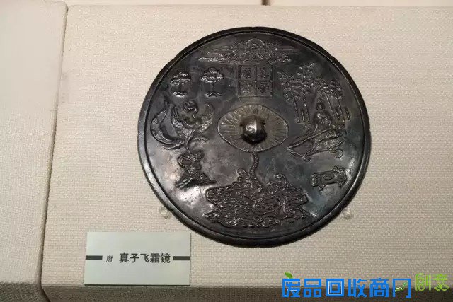 无锡博物院 两团泥巴之间