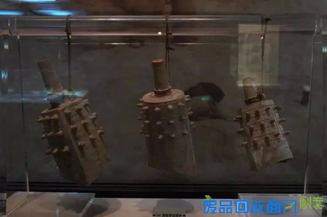 无锡博物院 两团泥巴之间