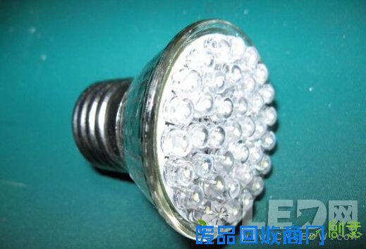 一款LED灯的简易制作过程