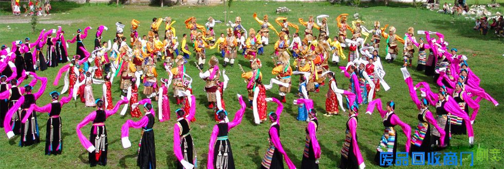 国家文化部将巴塘县正式命名为中国民间图片