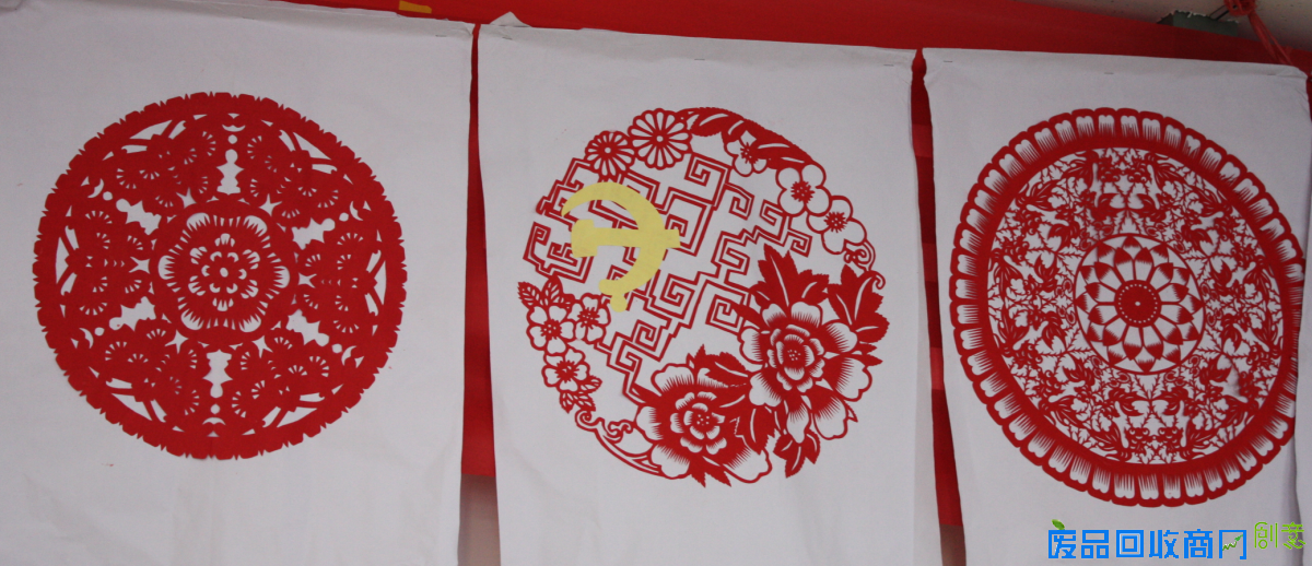 成都举行“纪念抗战胜利70周年”主题剪纸作品展览