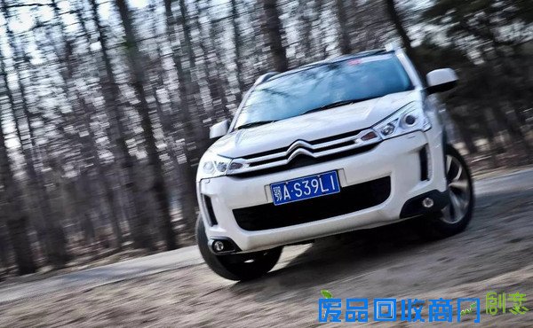 津门晓梦?驾雪铁龙C4?Aircross游天津