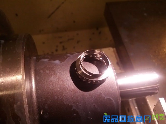 极客时代：教你如何打造LED发光订婚戒指