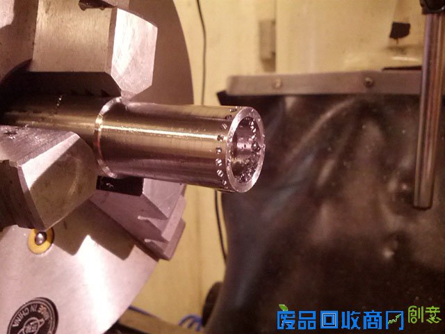 极客时代：教你如何打造LED发光订婚戒指