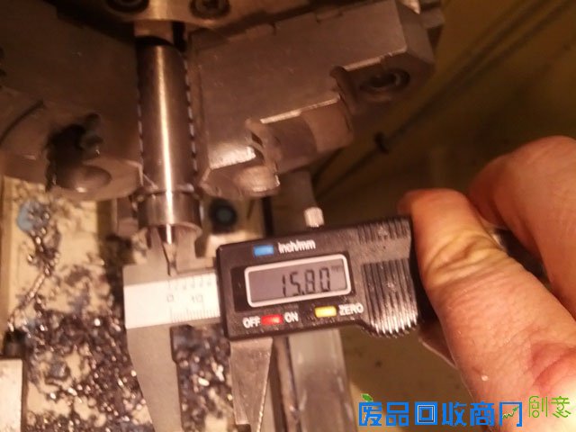 极客时代：教你如何打造LED发光订婚戒指