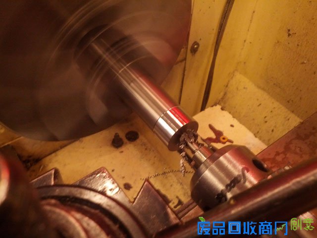 极客时代：教你如何打造LED发光订婚戒指