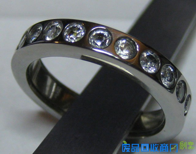 极客时代：教你如何打造LED发光订婚戒指