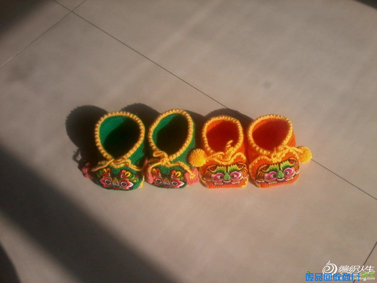 这是我编织的虎头鞋