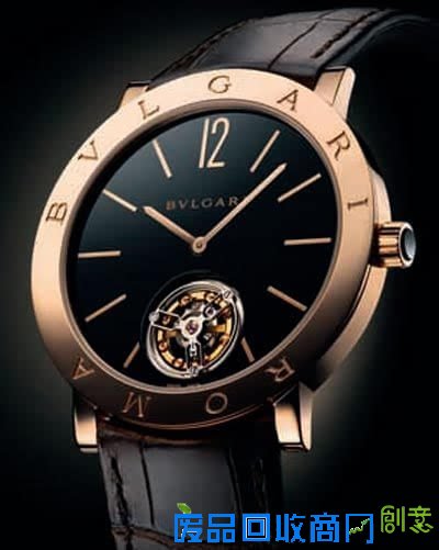 封面故事 宝格丽Carillon Tourbillon 钟乐三问陀飞轮 万神殿里的回响