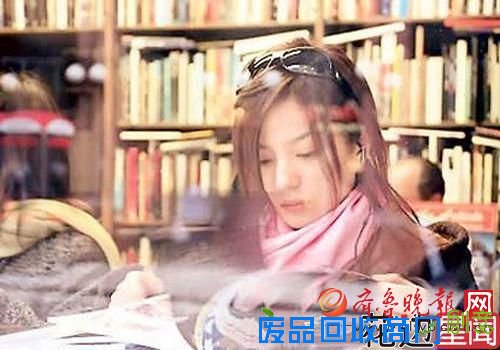 重庆男孩被最难考大学录取 阿联酋的大学录取率比哈佛还低 盘点娱乐圈的学霸