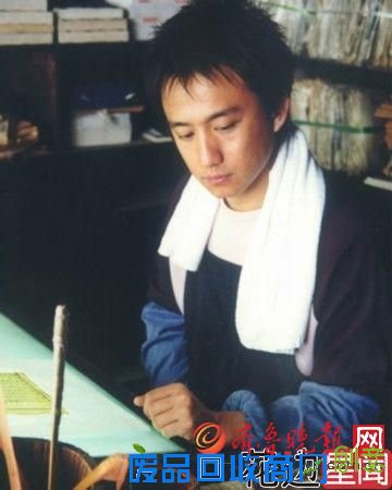 重庆男孩被最难考大学录取 阿联酋的大学录取率比哈佛还低 盘点娱乐圈的学霸