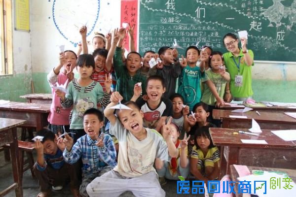 德江190留守儿童快乐过暑假