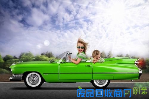 超强老爸携女用创意颠覆视觉想像