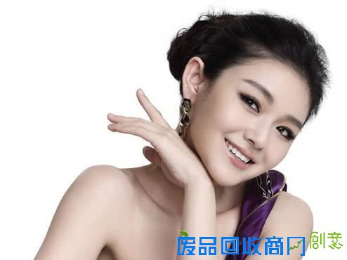 能素颜能搞怪盘点娱乐圈8大少女系人妻