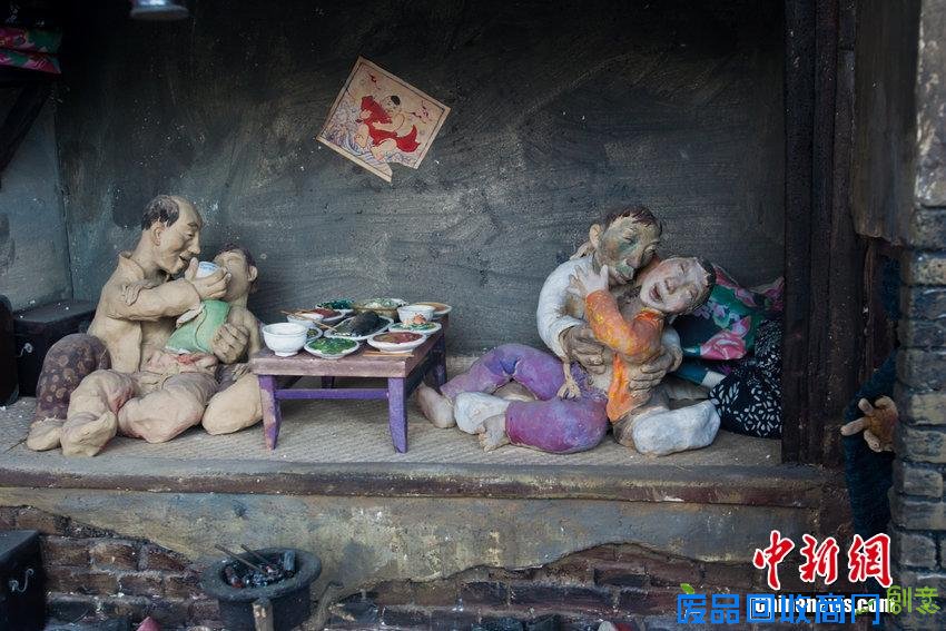 刘老根大舞台橱窗泥塑被指不雅 关门前的刘老根会所