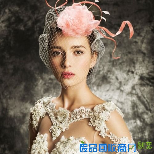 超级迷人新娘装！欧式复古新娘造型