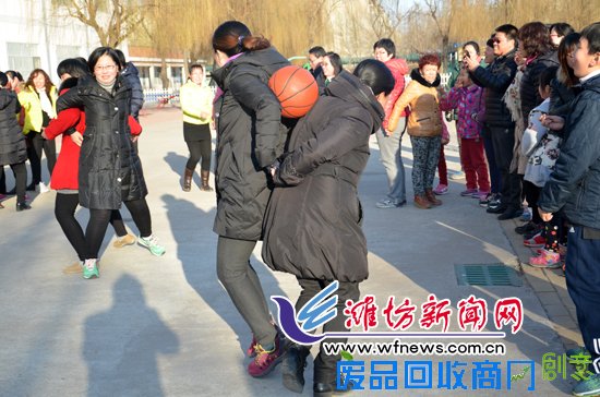 潍坊滨海实验小学举行系列趣味体育活动