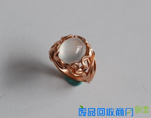 查看《珠宝的一些小设计》原图，原图尺寸：504x396