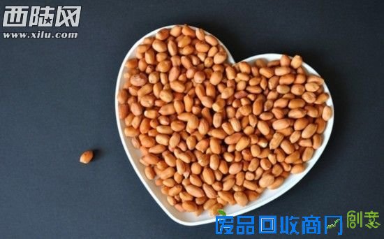 贾玲小品被批恶搞花木兰节目片段从网站删除