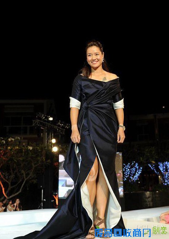 世界杯来袭 运动系明星珠宝搭正当红