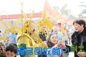[新华网云南频道]昆明公园成“非遗”传承乐土