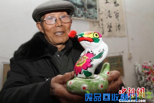 [图文]陕西民俗游春节升温 “非遗”民间工艺品受捧