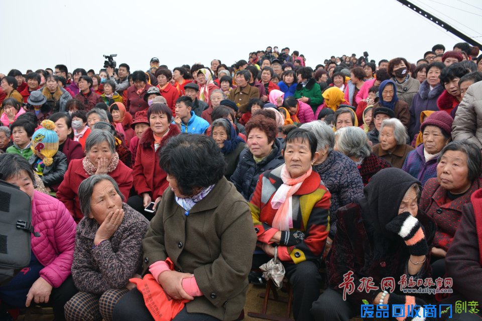 组图:实拍田横祭海节 演绎500年民俗盛宴青报网