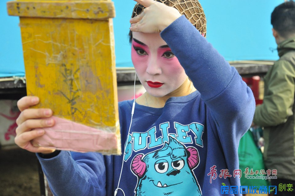 组图:实拍田横祭海节 演绎500年民俗盛宴青报网