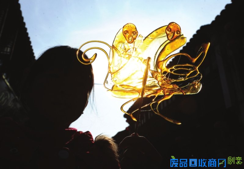 　　山塘糖画年味浓