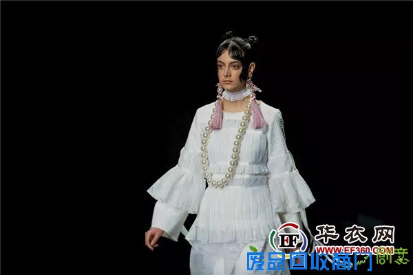 2016秋冬深圳时装周 DAY7 玩转设计“反差感”